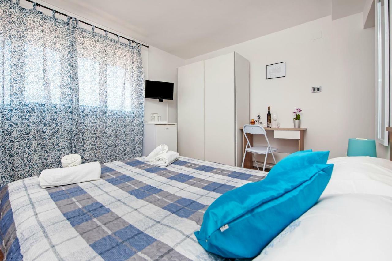 Rooms Mariana 罗维尼 外观 照片